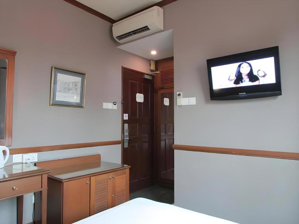 Four Chain View Hotel
