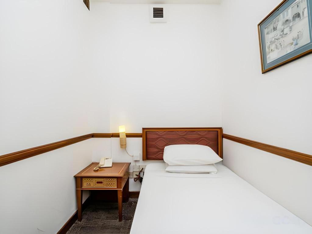 Hotel Four Chain View